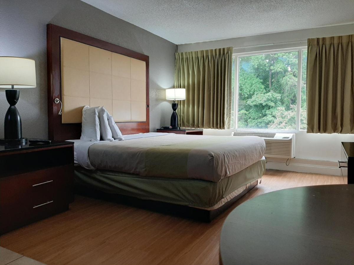 Econo Lodge Airport Near Billy Graham Parkway Charlotte Exteriör bild