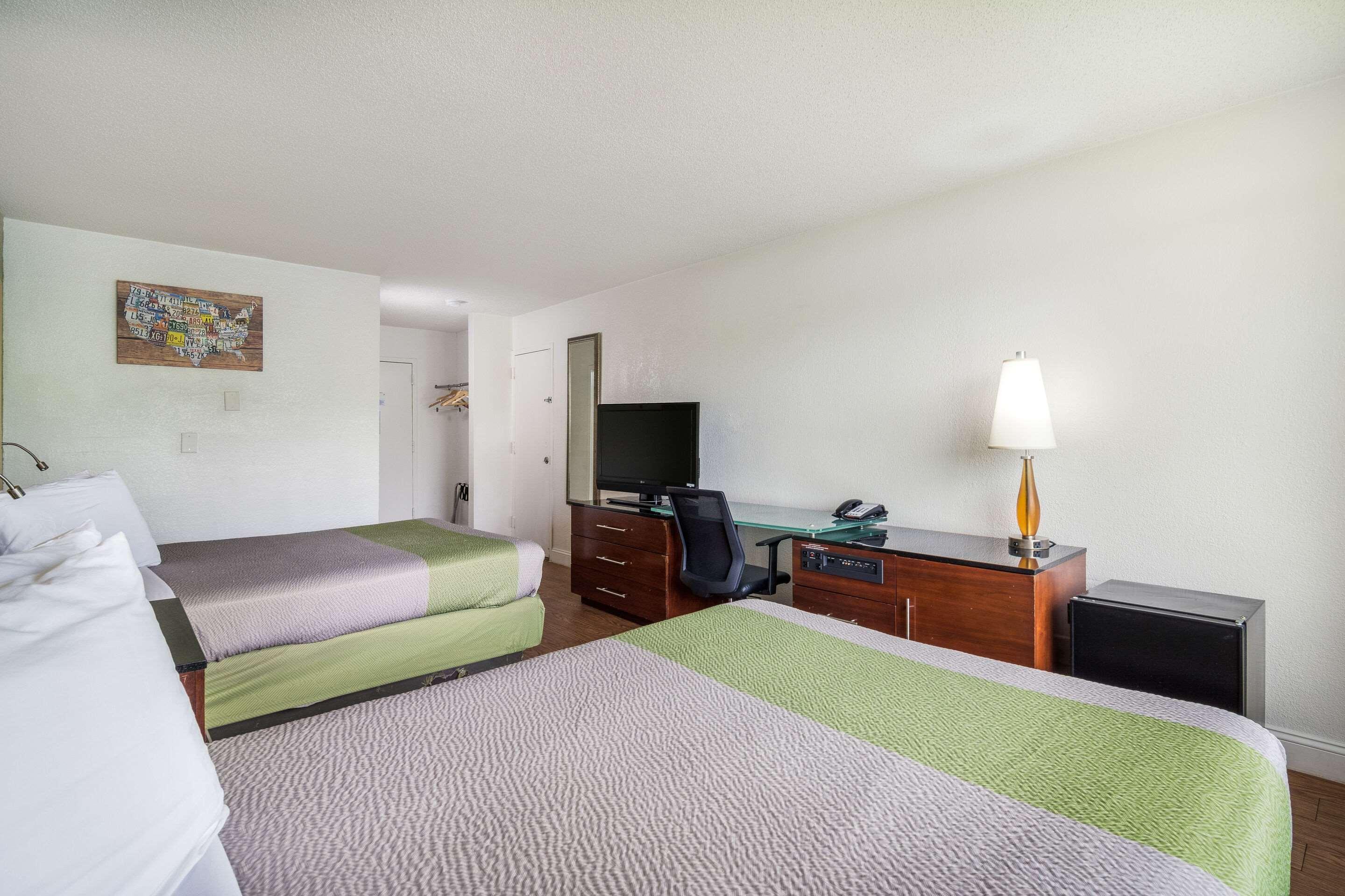 Econo Lodge Airport Near Billy Graham Parkway Charlotte Exteriör bild