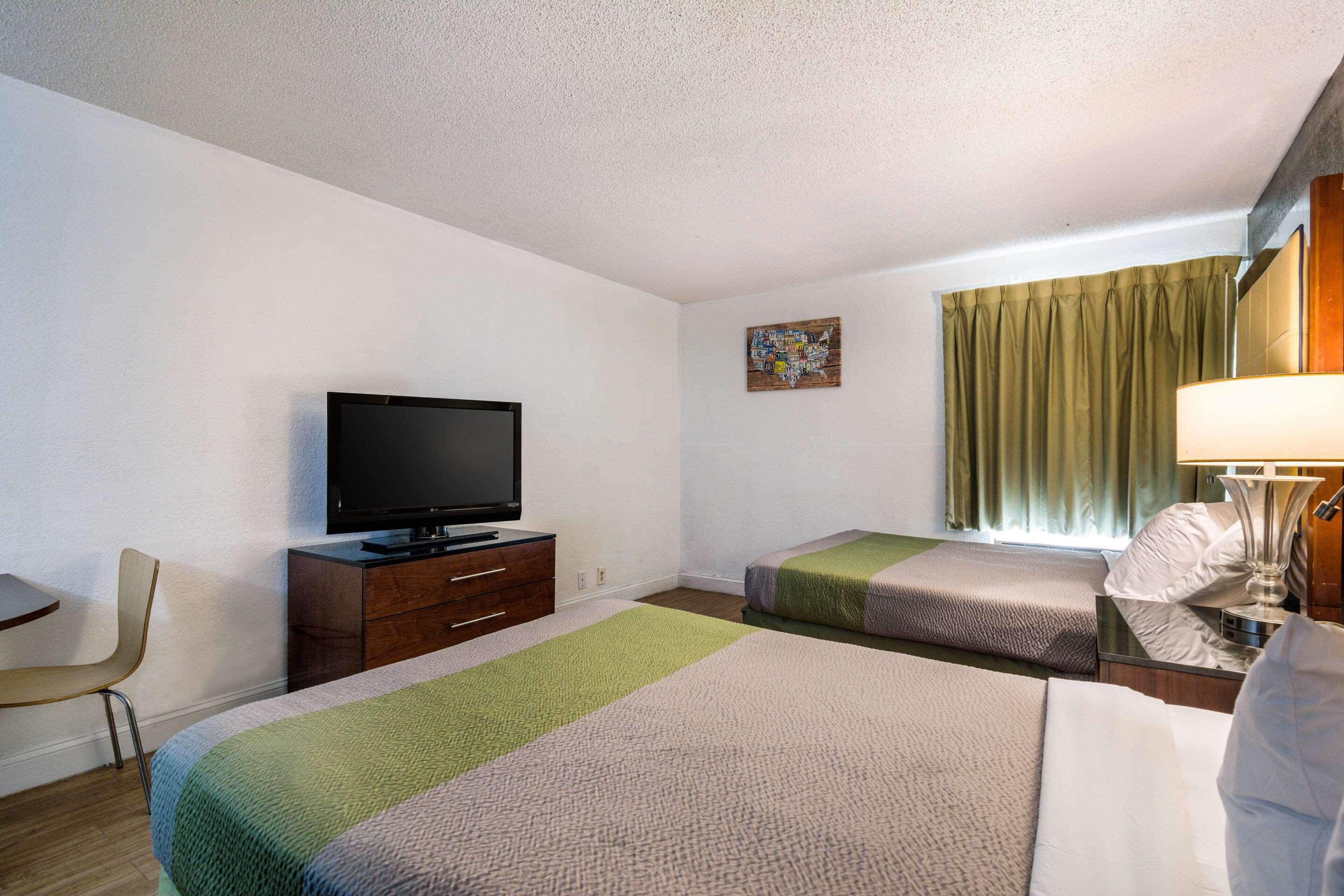 Econo Lodge Airport Near Billy Graham Parkway Charlotte Exteriör bild