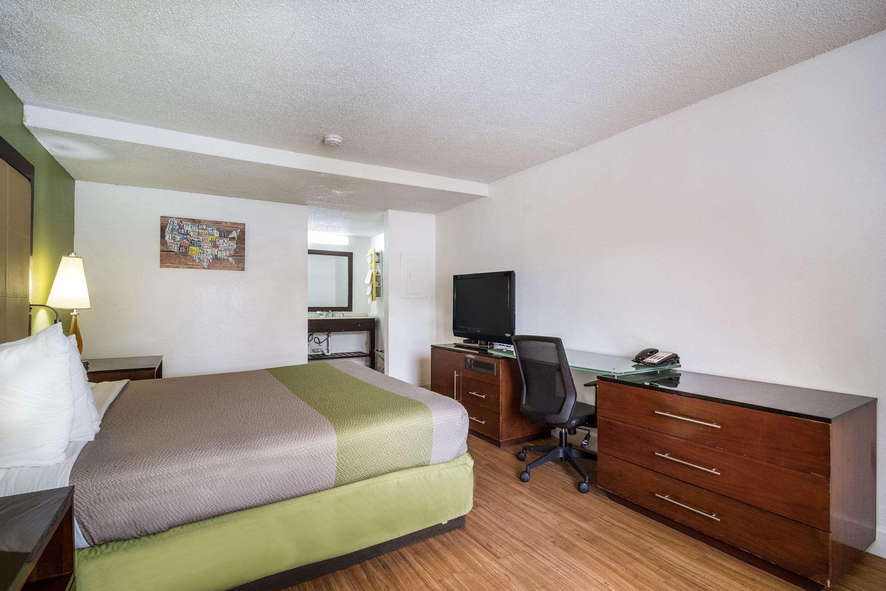 Econo Lodge Airport Near Billy Graham Parkway Charlotte Exteriör bild